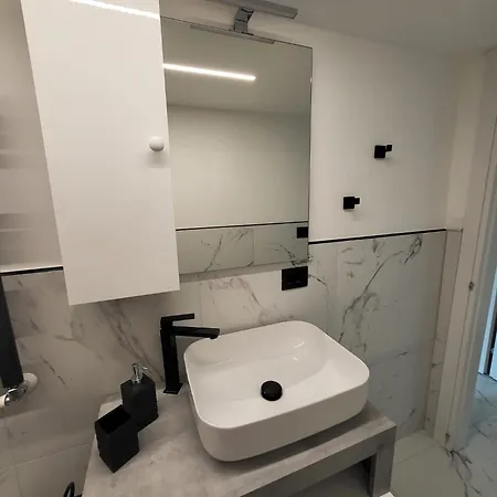 Apartment Escobar *